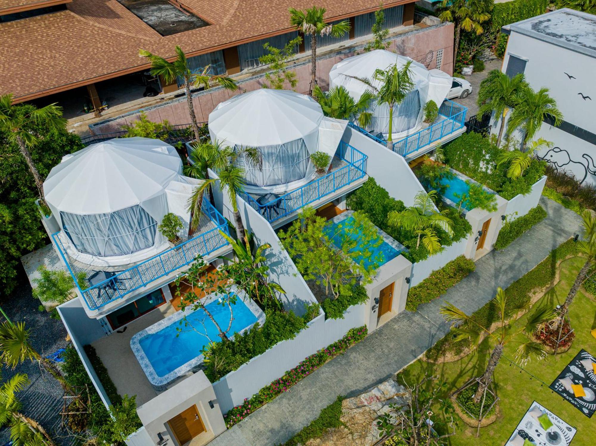 Le Resort And Villas Rawai Екстер'єр фото The resort's villas